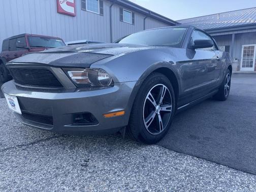 2010 Ford Mustang V6