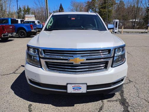 Iridescent Pearl Tricoat 2016 Chevrolet Suburban LTZ