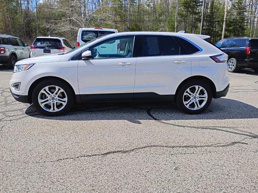 White Platinum Clearcoat Metallic 2018 Ford Edge Titanium