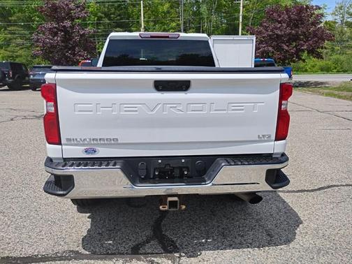 Summit White 2022 Chevrolet Silverado 2500 LTZ