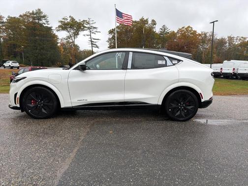 2025 Ford Mustang Mach-E GT