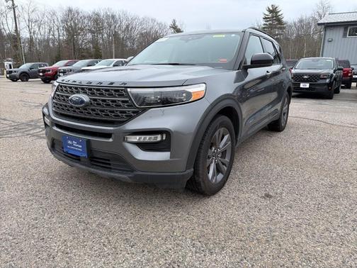 Carbonized Gray Metallic 2022 Ford Explorer XLT