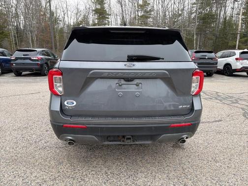 Carbonized Gray Metallic 2022 Ford Explorer XLT