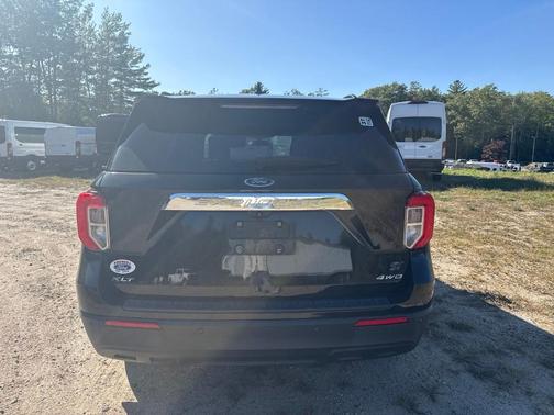 Black Metallic 2021 Ford Explorer XLT