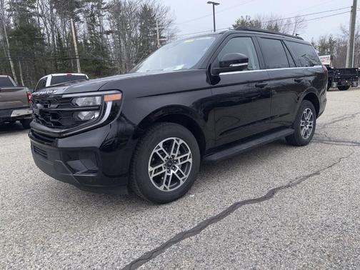 Black Metallic 2025 Ford Expedition Active