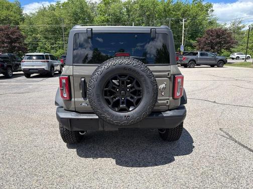 Gray 2026 Ford Bronco Badlands