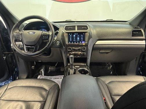 Blue Jeans 2017 Ford Explorer XLT