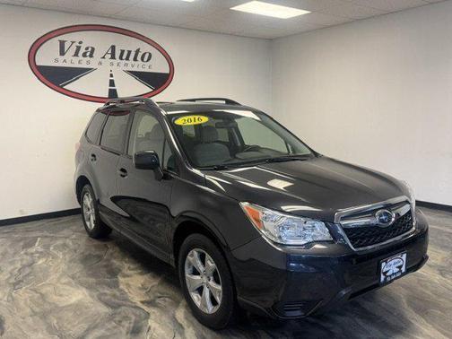 Dark Gray Metallic 2016 Subaru Forester 2.5i Premium