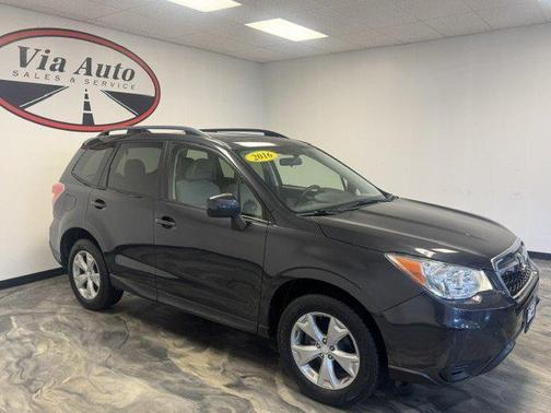 Dark Gray Metallic 2016 Subaru Forester 2.5i Premium