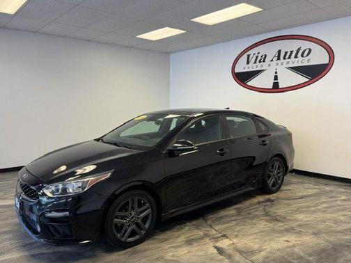 Aurora Black Pearl 2020 Kia Forte GT