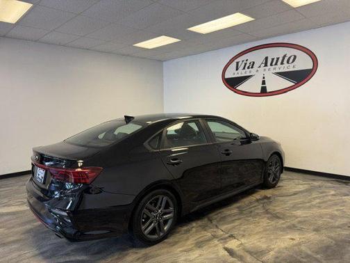 Aurora Black Pearl 2020 Kia Forte GT