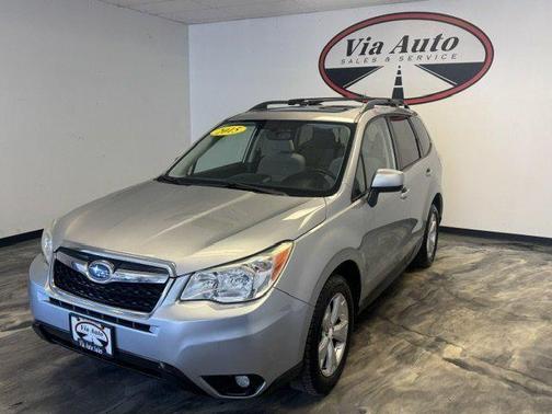Ice Silver Metallic 2015 Subaru Forester 2.5i Premium