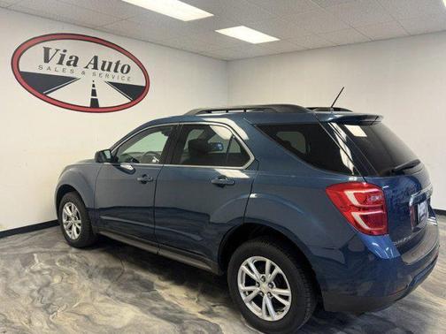 Patriot Blue Metallic 2017 Chevrolet Equinox 1LT
