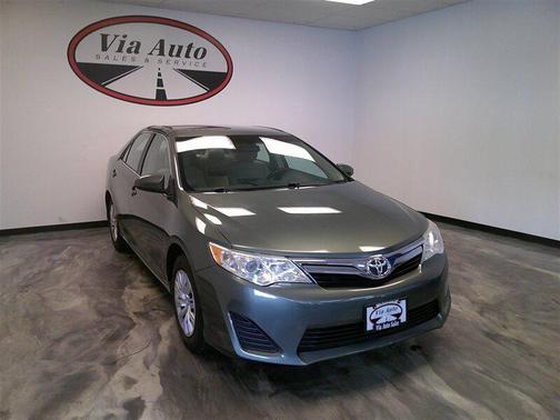 2014 Toyota Camry LE