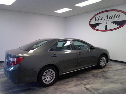 2014 Toyota Camry LE