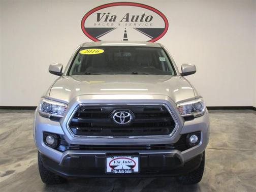 2016 Toyota Tacoma SR5