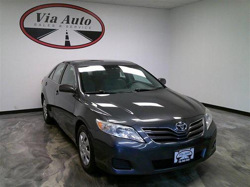 2010 Toyota Camry LE