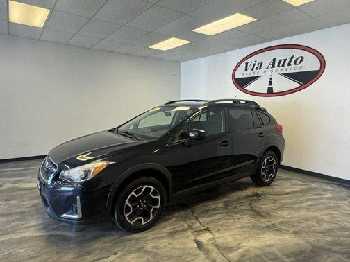 Crystal Black Silica 2016 Subaru Crosstrek 2.0i Premium