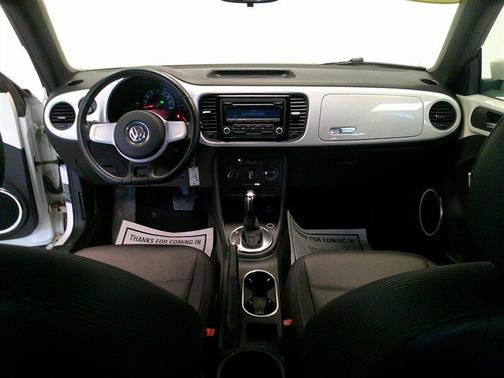 2012 Volkswagen Beetle 2.5L