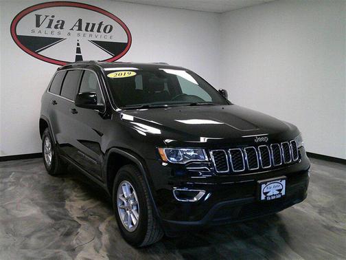 2019 Jeep Grand Cherokee Laredo
