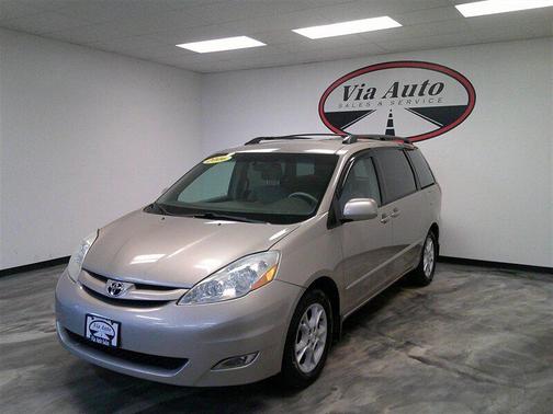 2006 Toyota Sienna XLE
