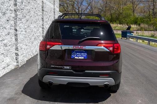 2017 GMC Acadia SLE-2