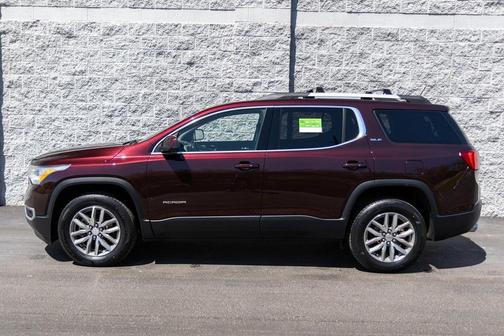 2017 GMC Acadia SLE-2