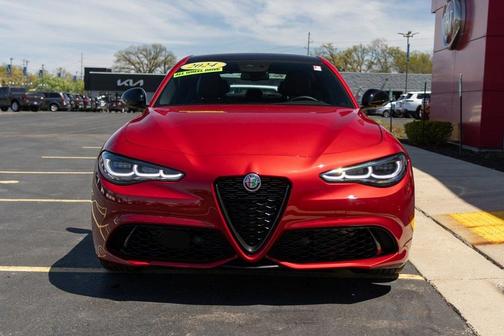 2024 Alfa Romeo Giulia Veloce