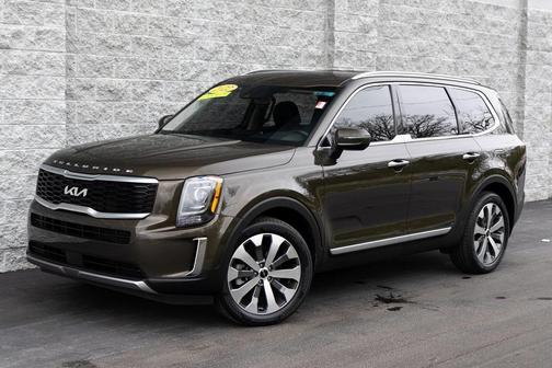 2022 Kia Telluride S