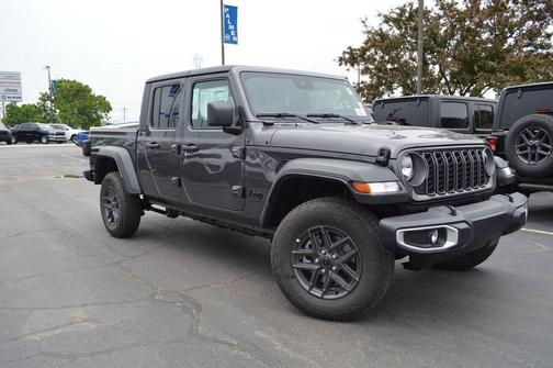 2025 Jeep Gladiator Sport