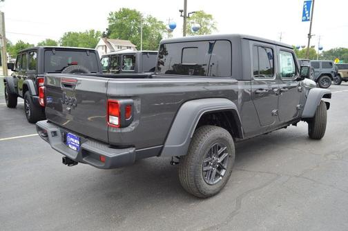 2025 Jeep Gladiator Sport