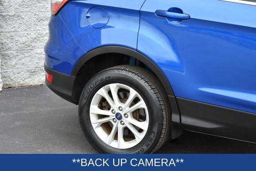 Lightning Blue 2017 Ford Escape SE
