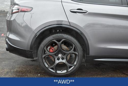 2024 Alfa Romeo Stelvio Veloce