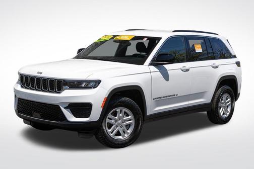 2024 Jeep Grand Cherokee Laredo