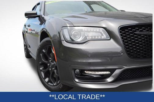 2021 Chrysler 300 Touring