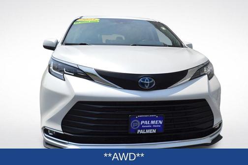 2023 Toyota Sienna XLE