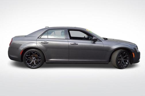 2019 Chrysler 300 S