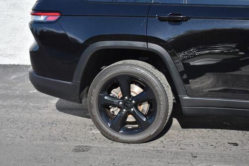 2024 Jeep Grand Cherokee L Laredo