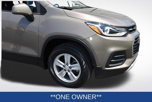 Stone Gray Metallic 2022 Chevrolet Trax LT