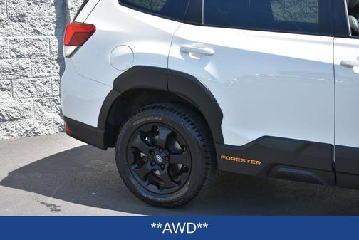 Crystal White Pearl 2024 Subaru Forester Wilderness