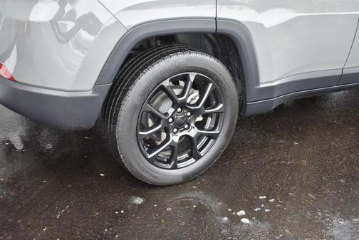 2023 Jeep Compass Altitude