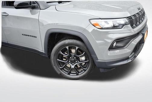 2023 Jeep Compass Altitude