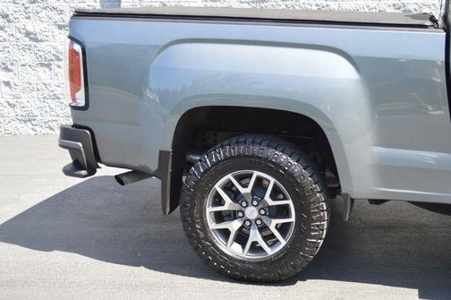 2022 GMC Canyon AT4 w/Cloth