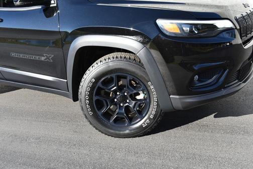 2022 Jeep Cherokee X