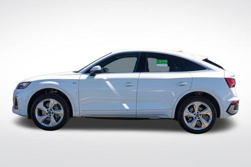 2022 Audi Q5 45 S line Premium Plus