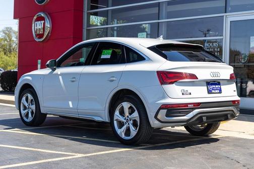 2022 Audi Q5 45 S line Premium Plus