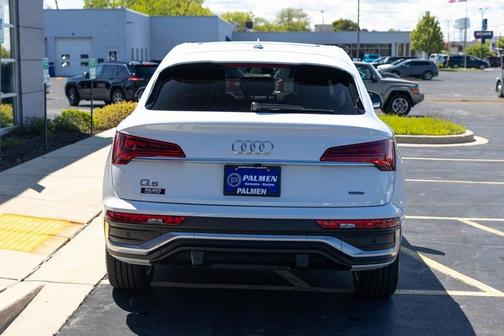 2022 Audi Q5 45 S line Premium Plus