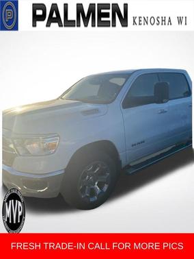 Bright White Clearcoat 2019 RAM 1500 Big Horn