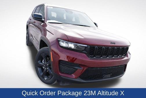 2025 Jeep Grand Cherokee Laredo