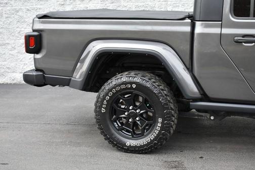 2022 Jeep Gladiator Sport